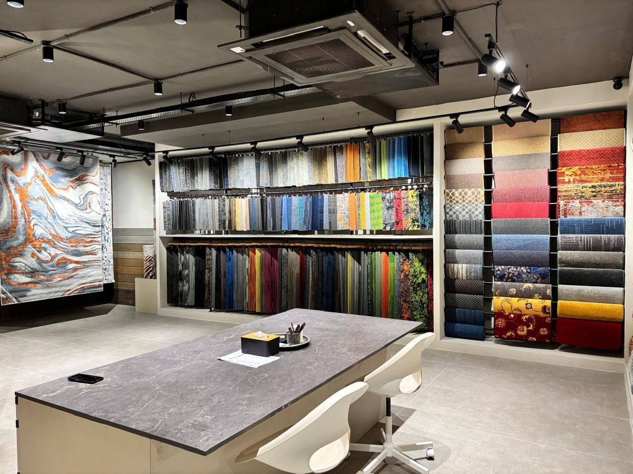 Commercial Showrooms project image 16